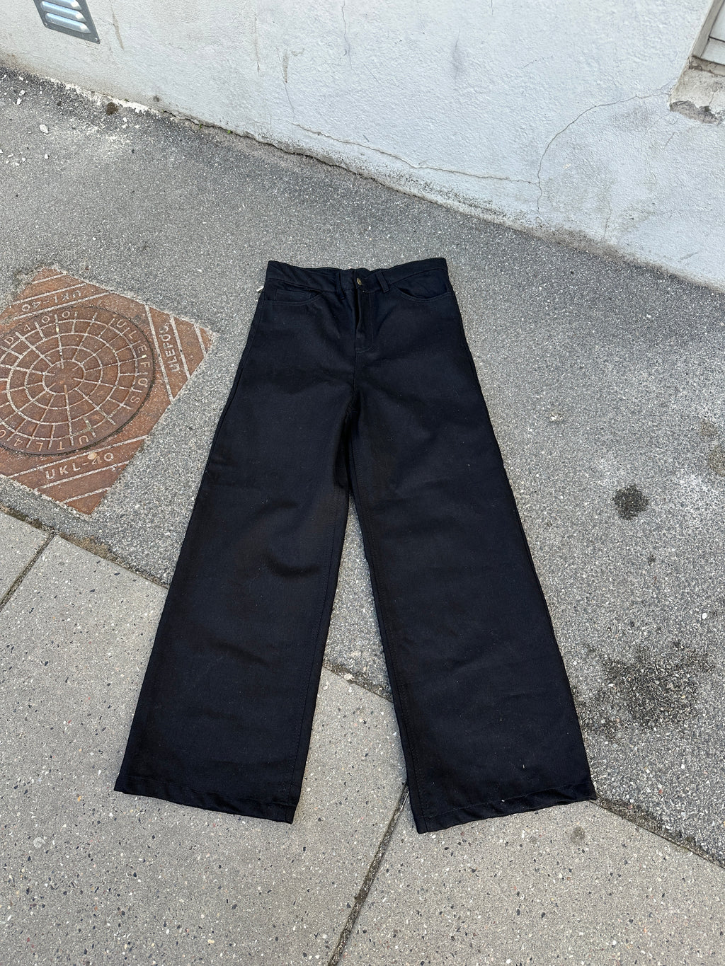 JET BLACK RAW DENIM