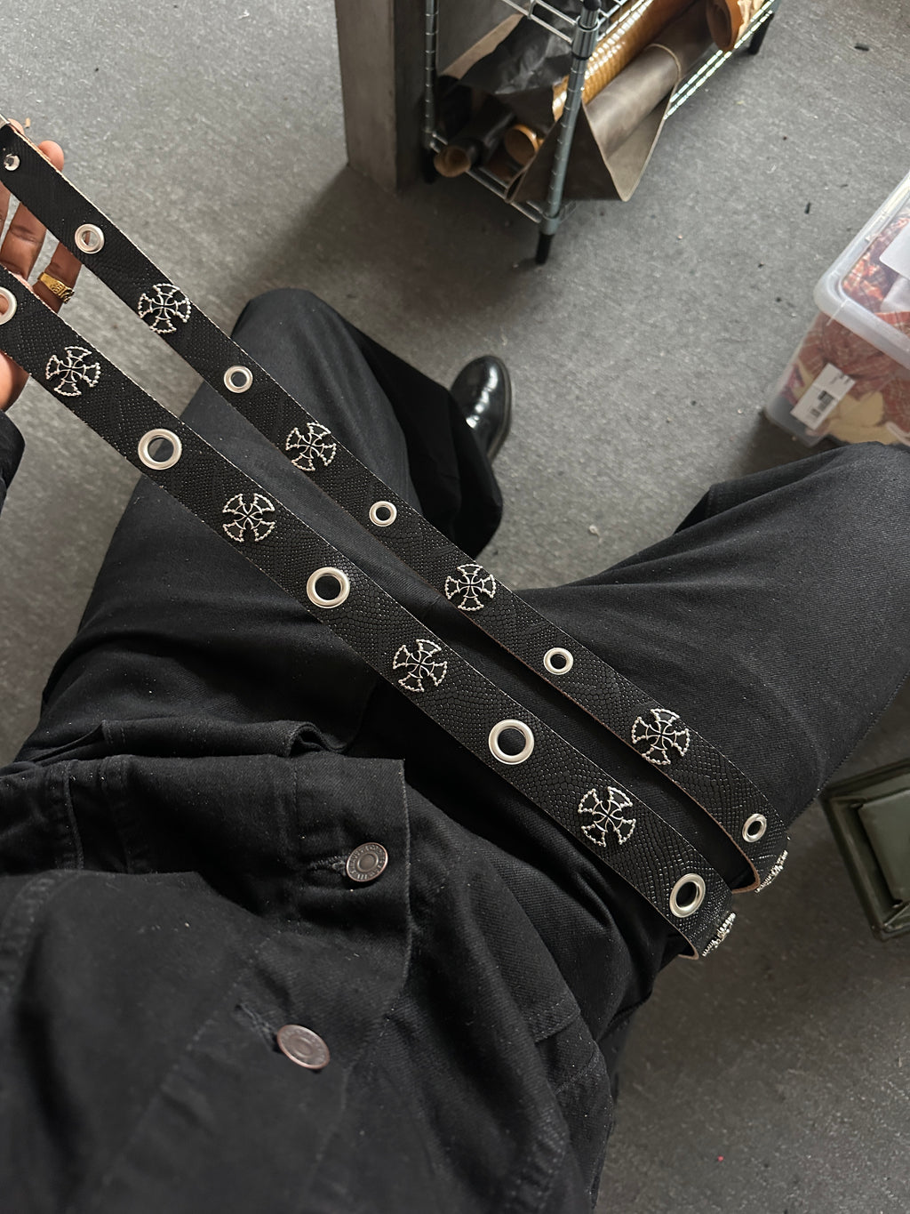 TEMPLAR CROSS LEATHER BELT