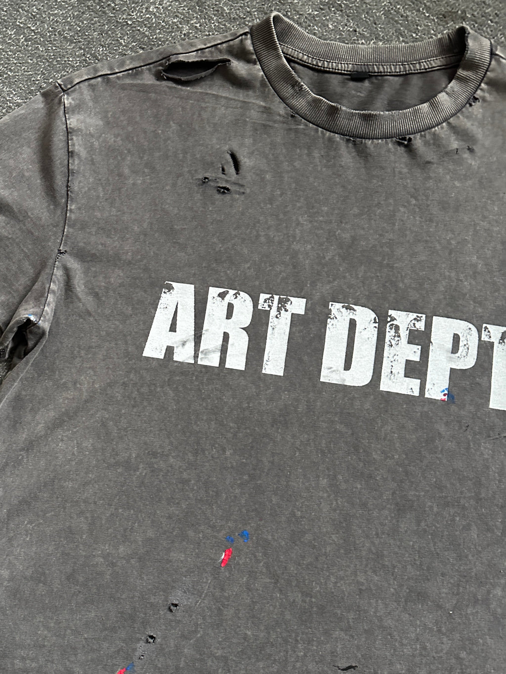ART DEPT PAINT SPLATTER TEE