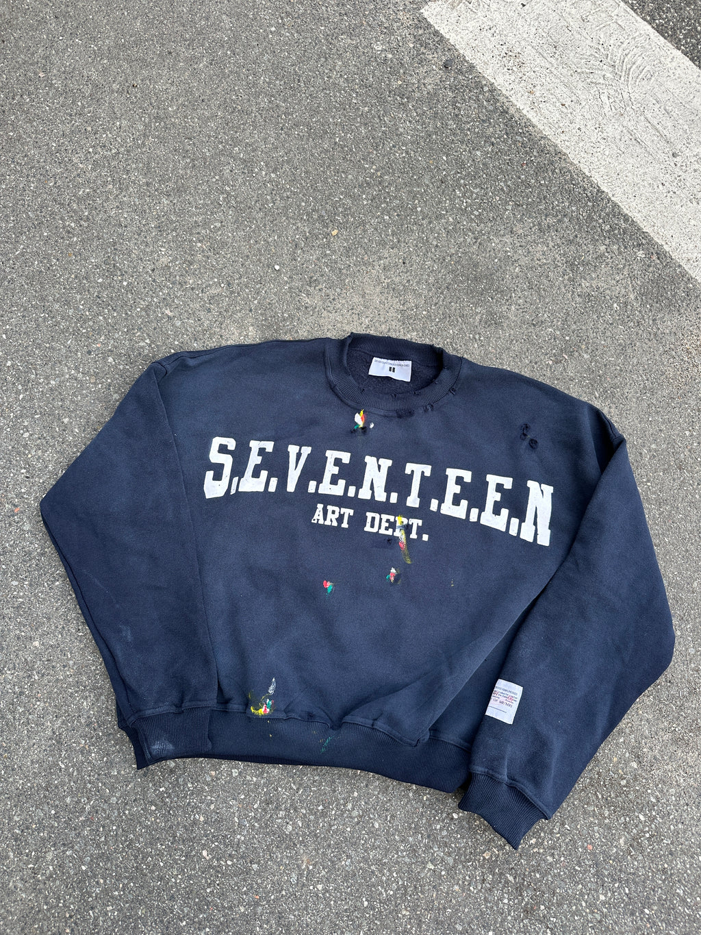 "ART DEPT" CREWNECK ( NAVY BLUE )