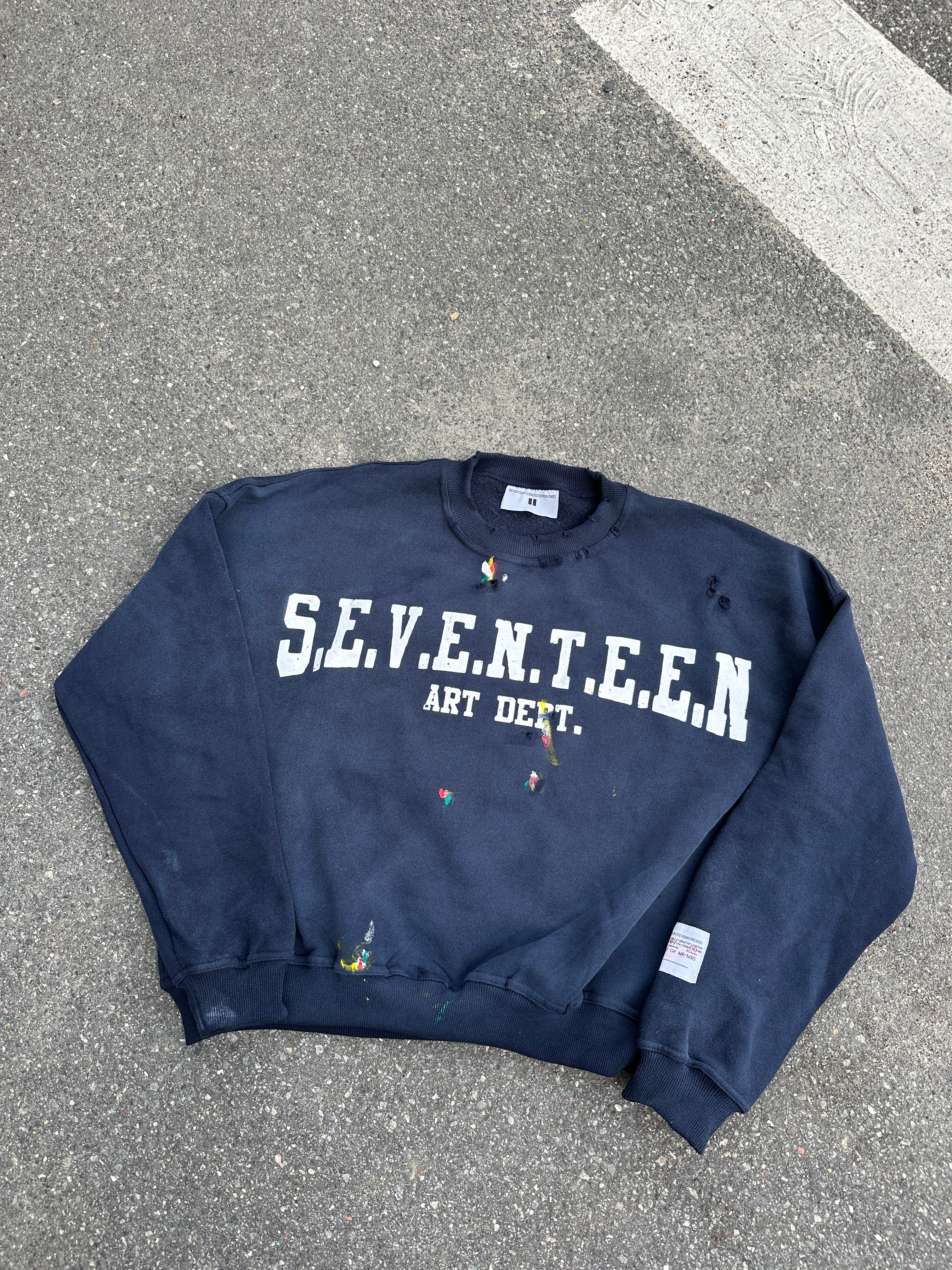 "ART DEPT" CREWNECK ( NAVY BLUE )