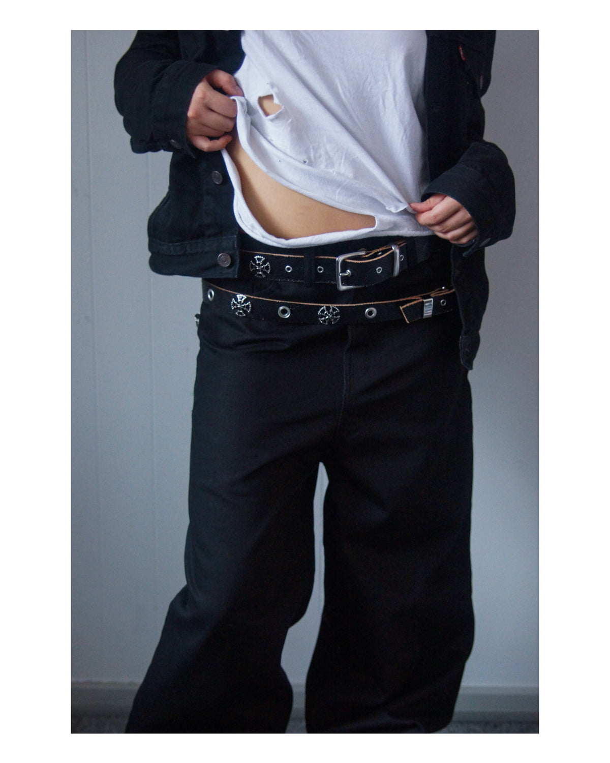 TEMPLAR CROSS LEATHER BELT
