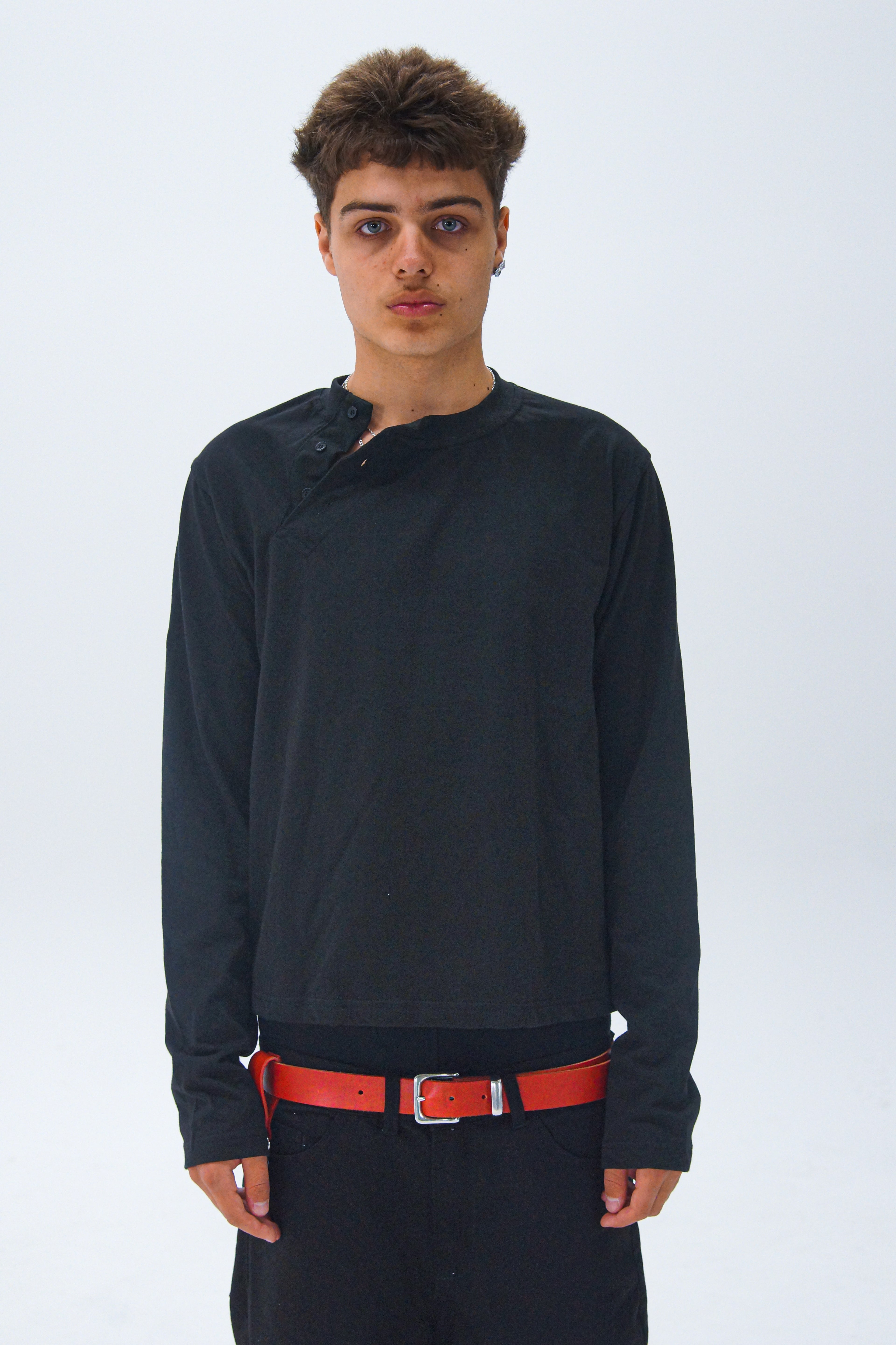 Assymetrical Henley longsleeve t-shirts