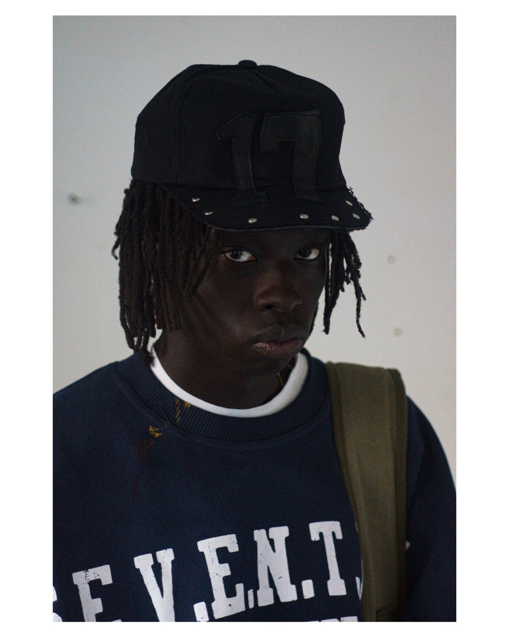 STUDDED CAP