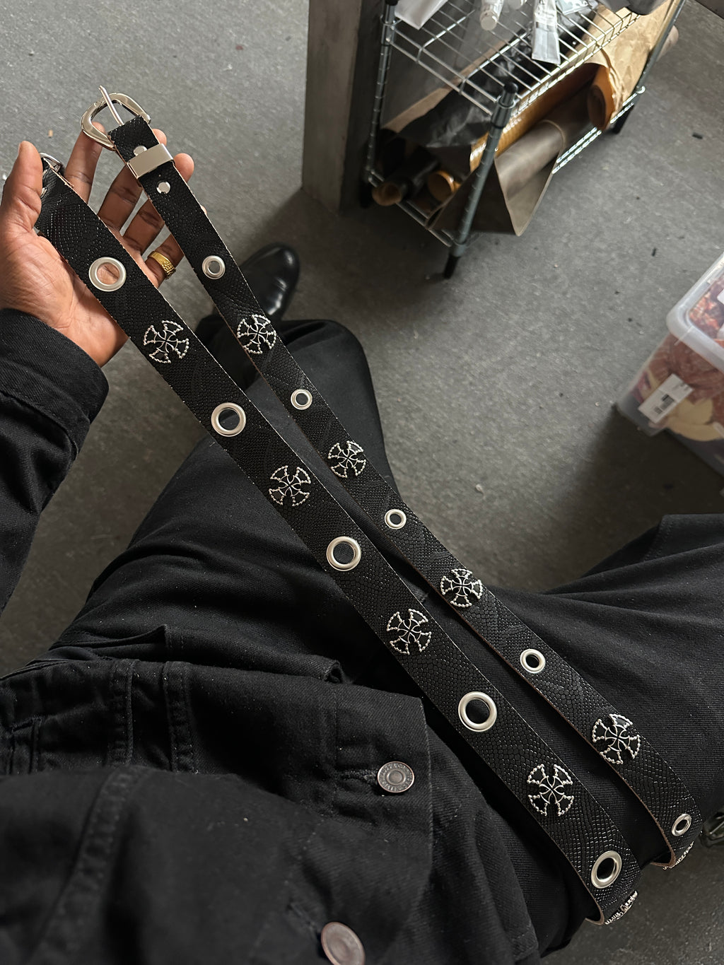 TEMPLAR CROSS LEATHER BELT