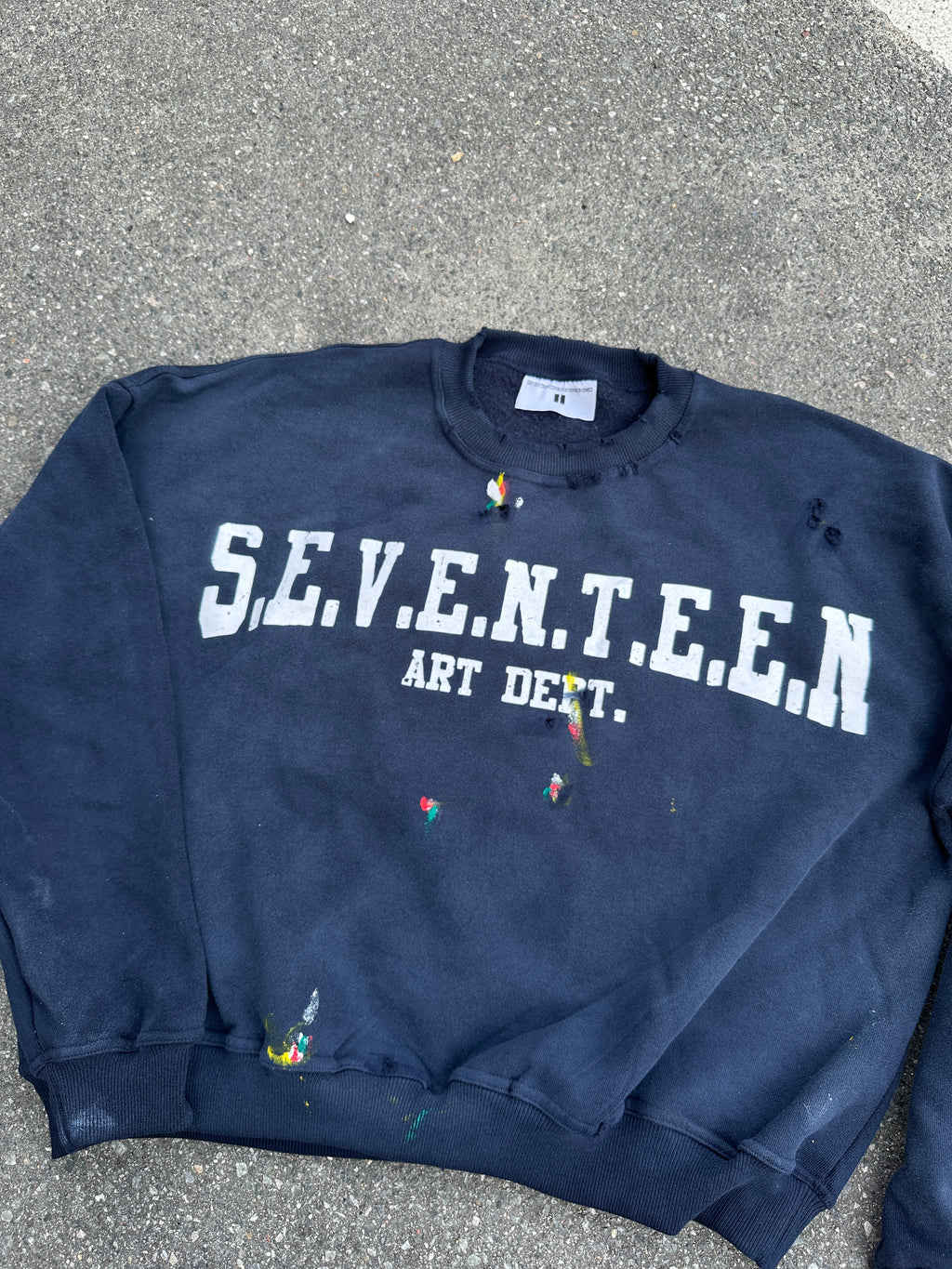"ART DEPT" CREWNECK ( NAVY BLUE )