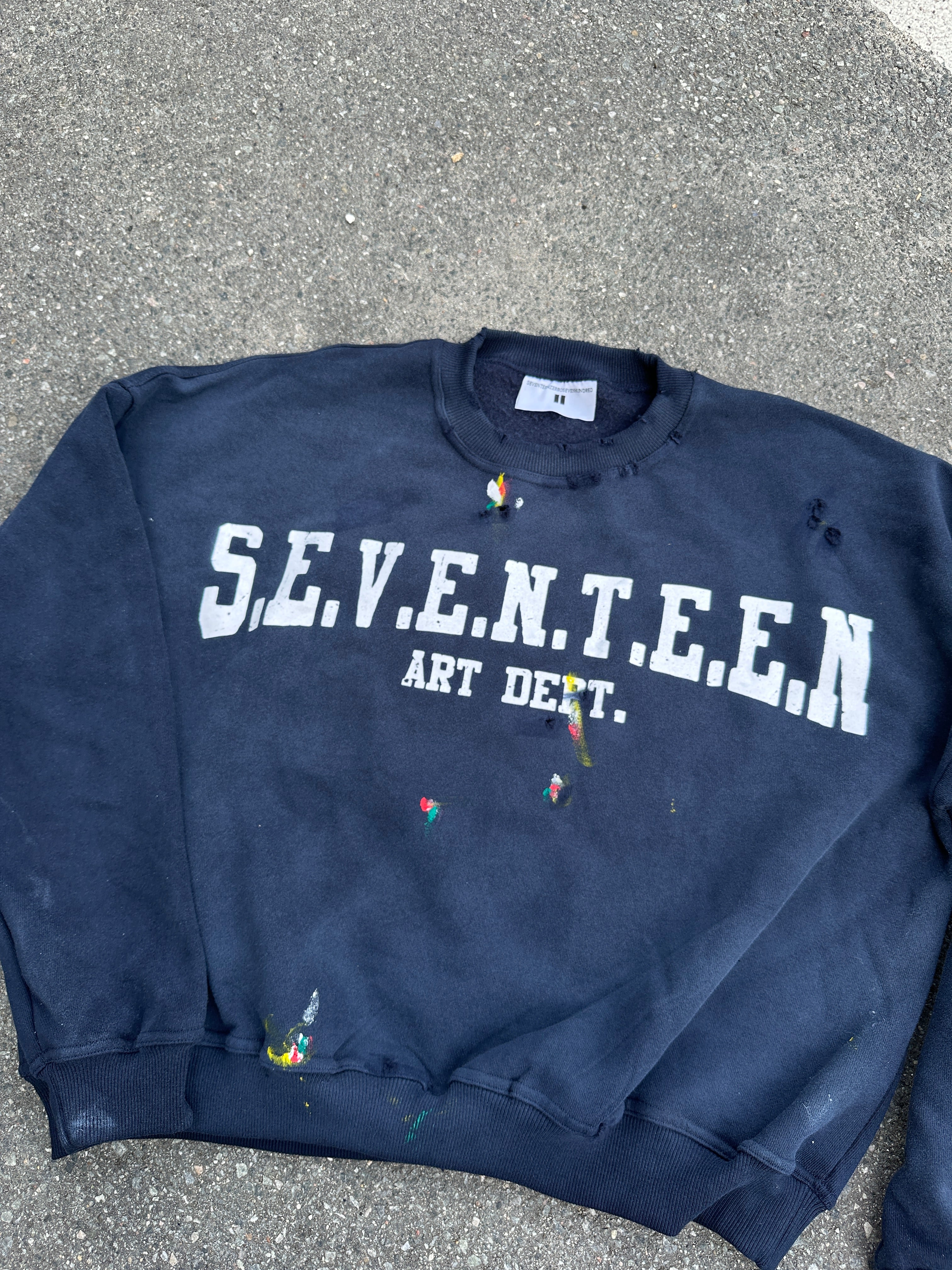 "ART DEPT" CREWNECK ( NAVY BLUE )