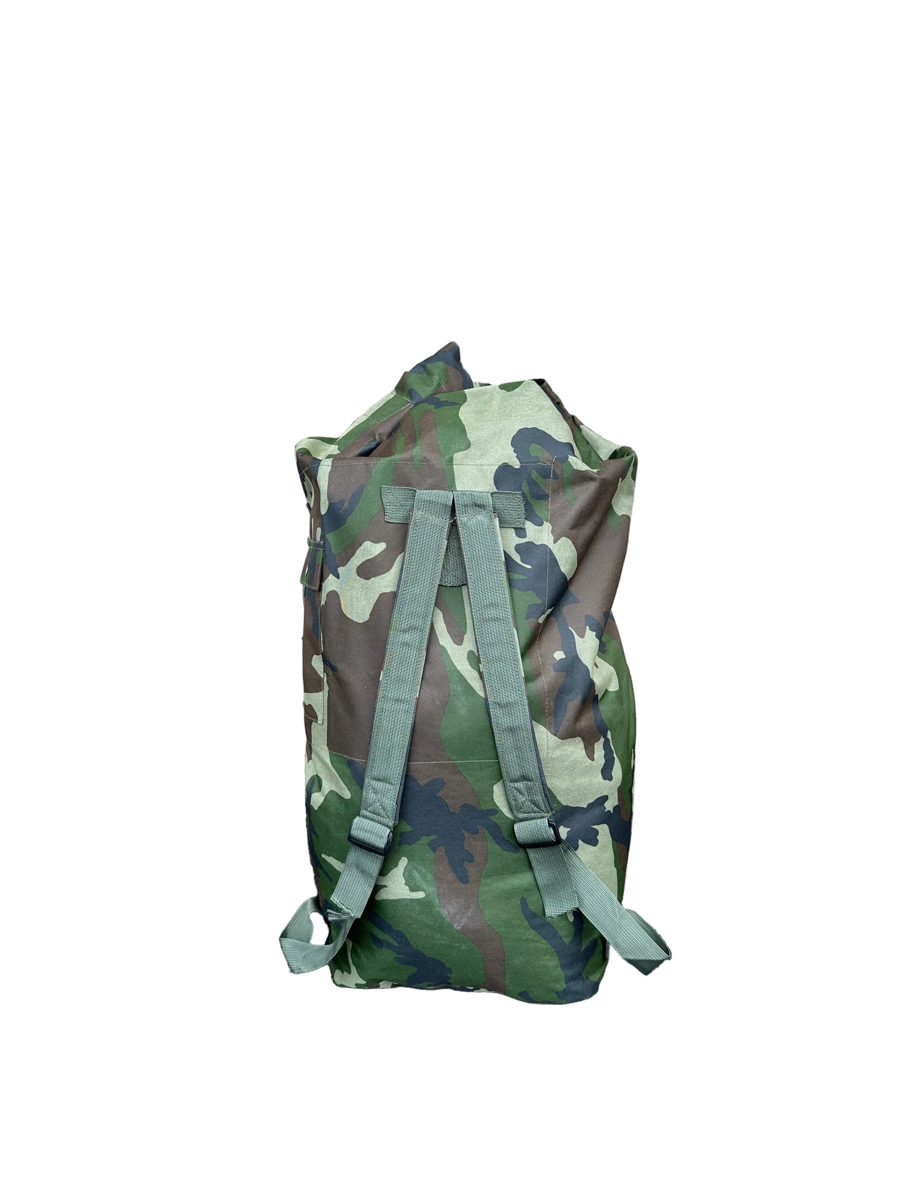 camo millitary duffel bag