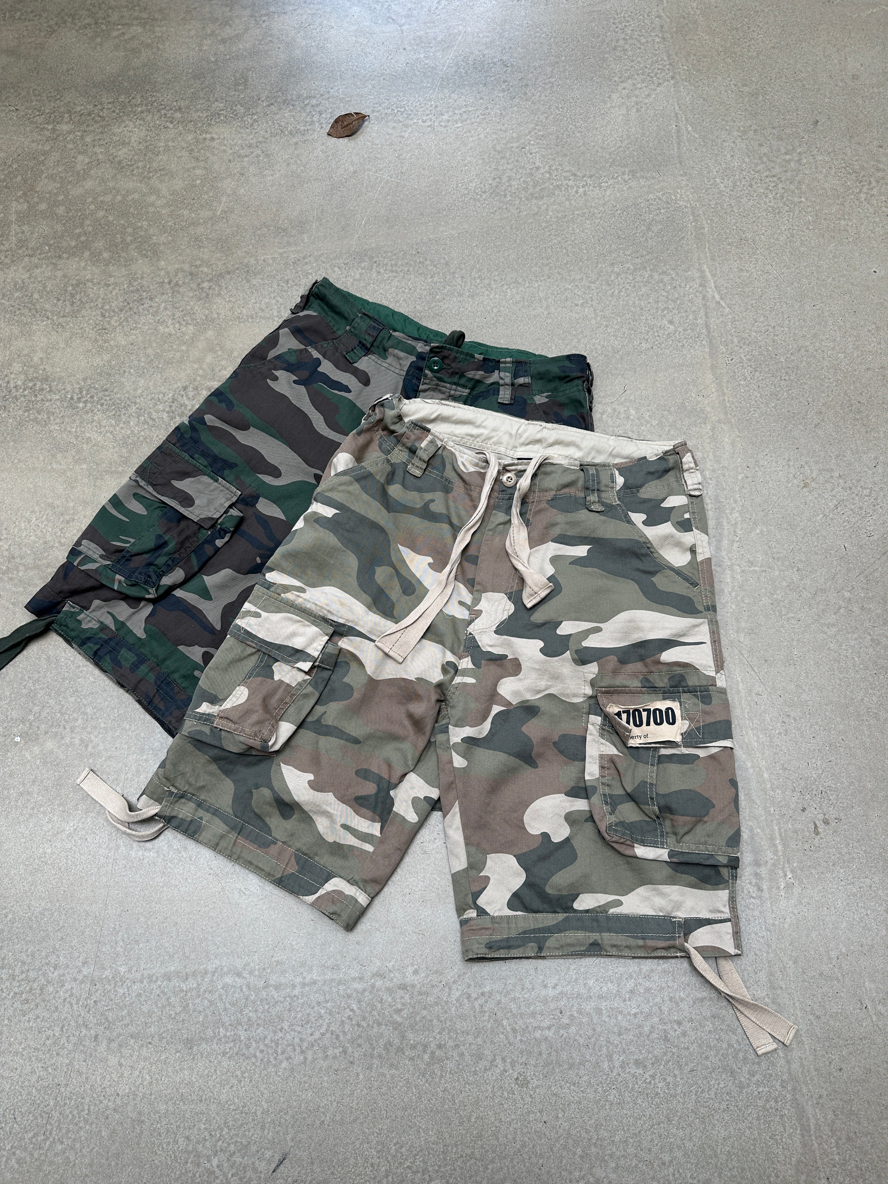 LIGHT WOODLAND CAMO SHORTS