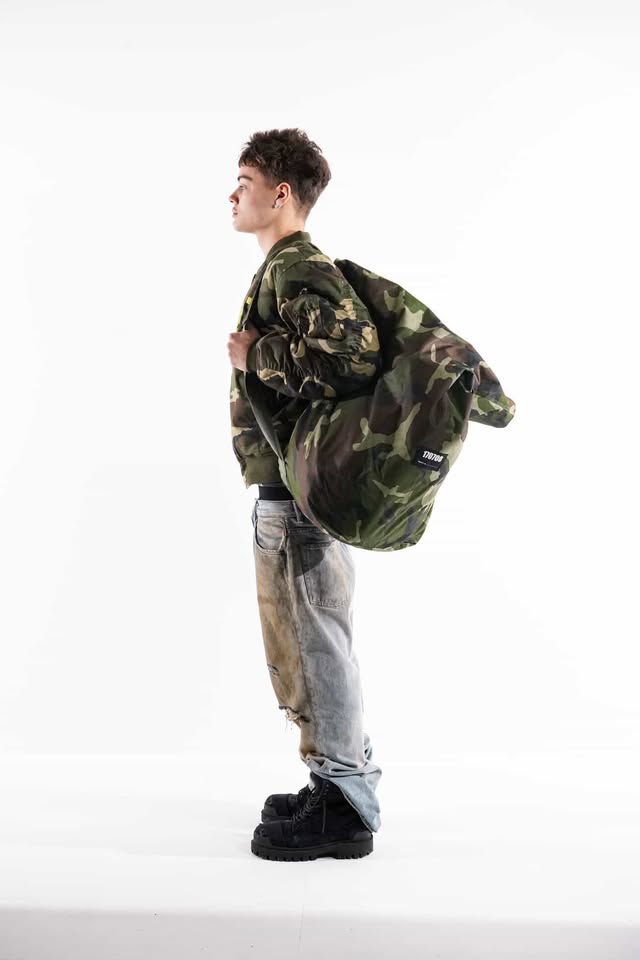 camo millitary duffel bag
